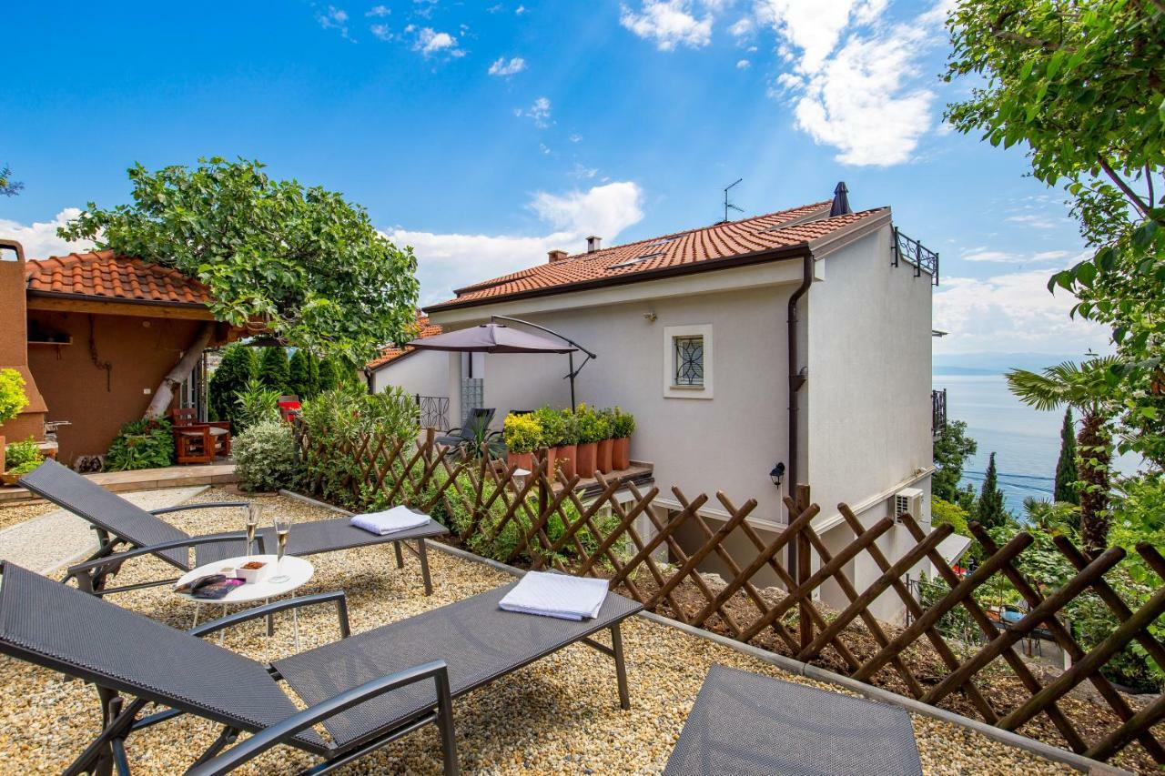 Luxury Penthouse Prestige Near The Sea Apartamento Opatija Exterior foto